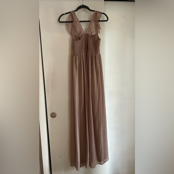 Show me your mumu soft beige June maxi dress, size medium - Picture 2 of 2